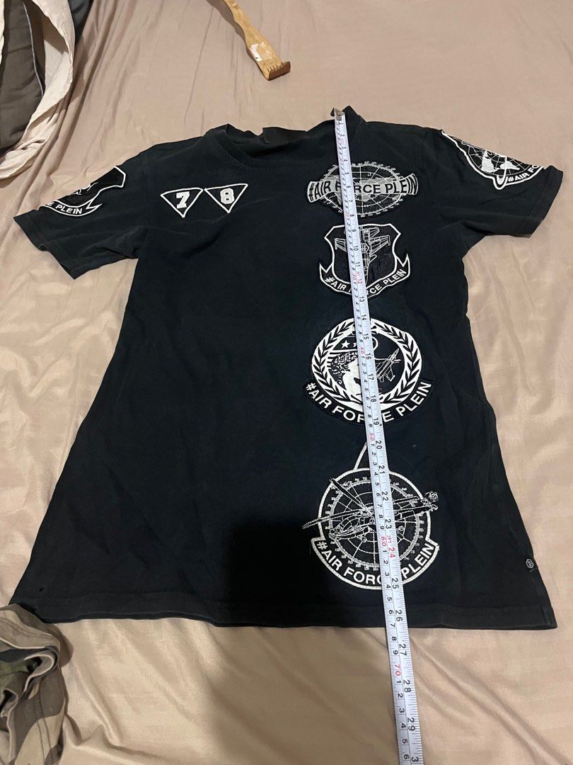 Philipp plein homme (Category: Tshirts & Polo Shirts ) located in Manila. Submitted by choqee21 (Listing ID 1409762251, Image 3). Description: Philip plein homme size and condition on the picture.