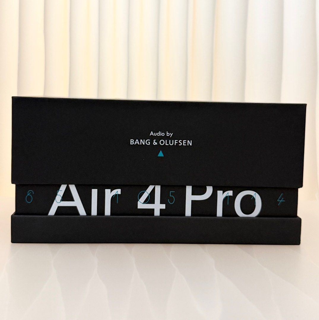【新品首發】雷鳥RayNeo Air 4 Pro口袋電視智能AR眼鏡 首部支援HDR 10及搭載B&O四揚聲器 支援120Hz 刷新率 （分類：智能穿戴裝置及智能手錶）位於 Hong Kong。 由 anttrip 提交（商品編號 1407172313，圖片 1）。簡介： 。