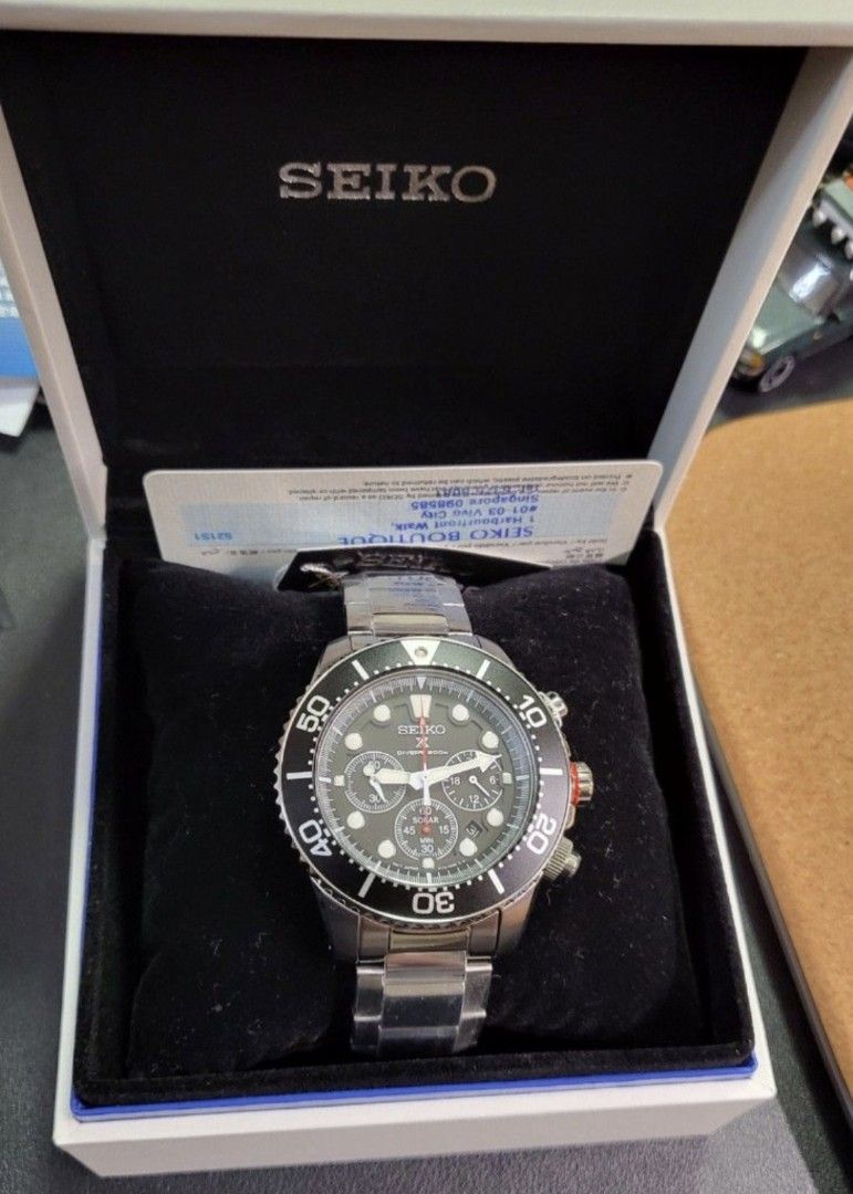 Seiko Prospex Diver's Solar Chronograph Watch (Category: Men's Watches) located in Cavite. Submitted by jcf7059 (Listing ID 1409801802, Image 1). Description: - Brand new - Includes original box and papers.