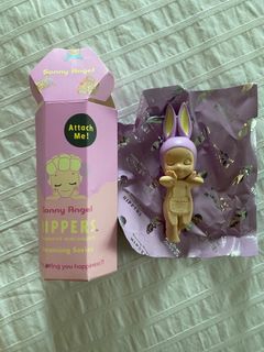 (Category: ) located in . Submitted by grxll (Listing ID 1409716108, Image 1). Description: .