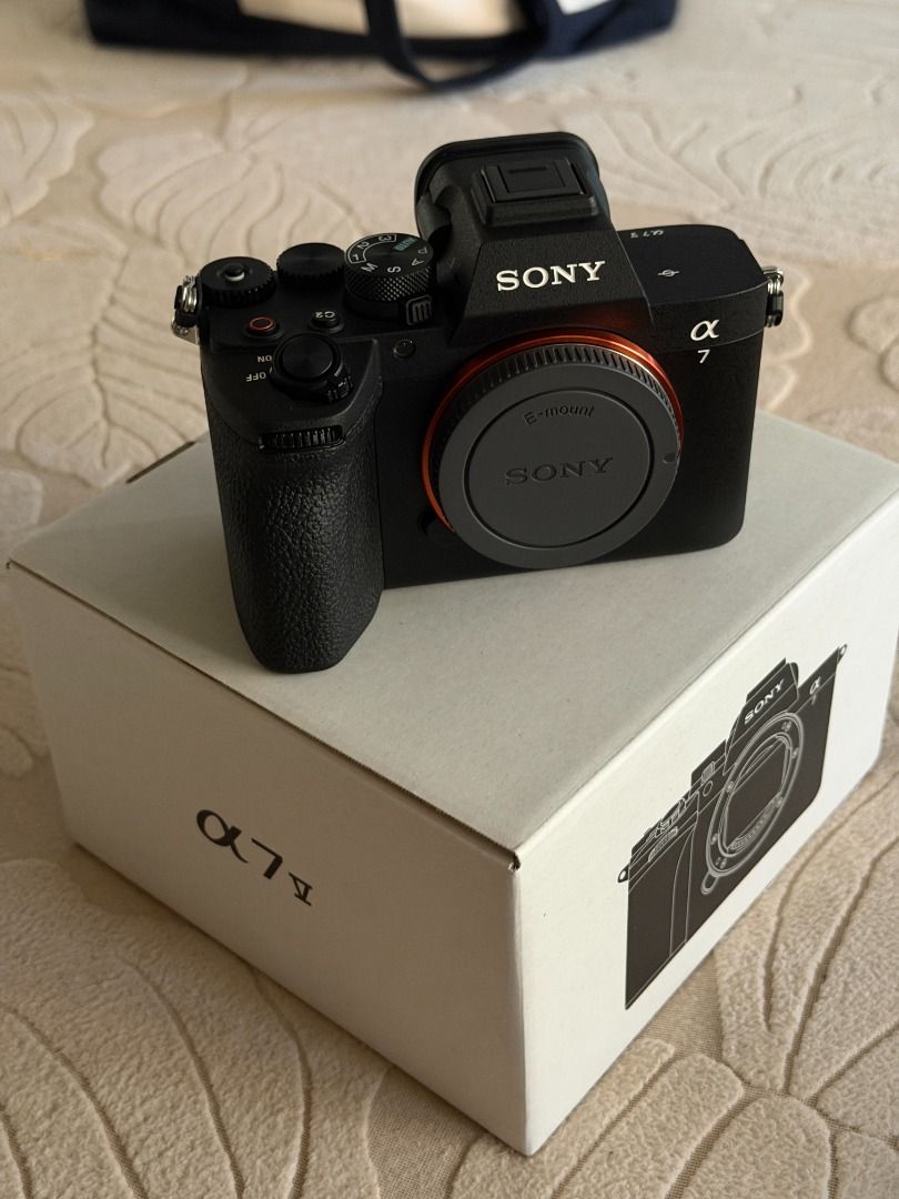Sony A7V body (Category: Video Cameras) located in Manila. Submitted by faststone-5102df (Listing ID 1409771459, Image 3). Description: Sony A7V Body only With box, manuals, strap, battery, body cap. Opened and tested only. Southwoods. Biñan, Laguna location.
