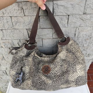 (Kategori: ) berada di . Dikirim oleh MissBellaCollection (ID iklan 1409726806, Gambar 1). Deskripsi: .