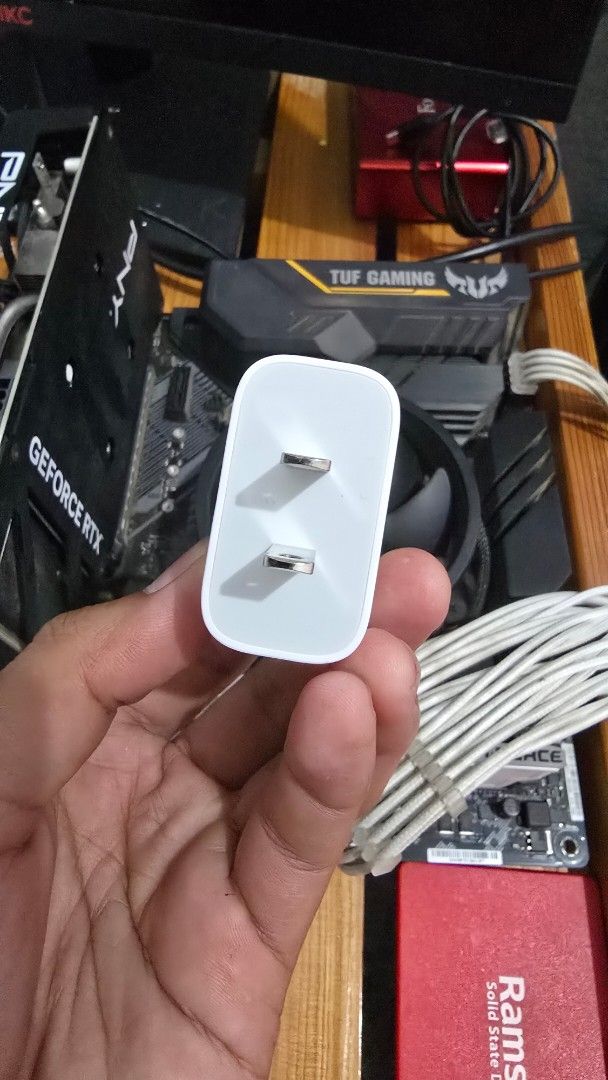 Ugreen Type C Adapter (Category: Chargers & Cables) located in Butuan. Submitted by tdr7boy (Listing ID 1409743180, Image 3). Description: RFS: Change of mind Brandnew Tested and used.
