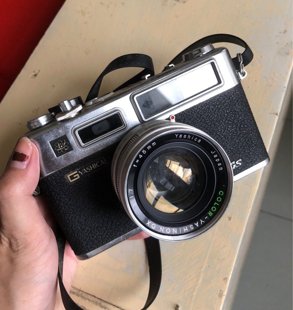 UNTESTED RUSH Yashica Electro 35 GS Camera (Category: Cameras) located in San Roque. Submitted by ibrakefordogs (Listing ID 1409684395, Image 1). Description: Untested, bought for 5k (2020) Rush.