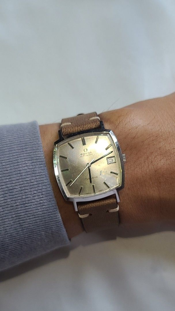 Vintage OMEGA Geneve Ref 162.0052 (Category: Luxury Watches) located in Taguig. Submitted by goldenhourph (Listing ID 1409626931, Image 2). Description: Vintage OMEGA Gevenève 162.0052 Vintage OMEGA from the 1980's slick and bold very professional looking watch with a taste of OMEGA heritage can't get any better than this, Still has its original box but with no papers. Looking at the condition of the watch the movement is in service while the dia