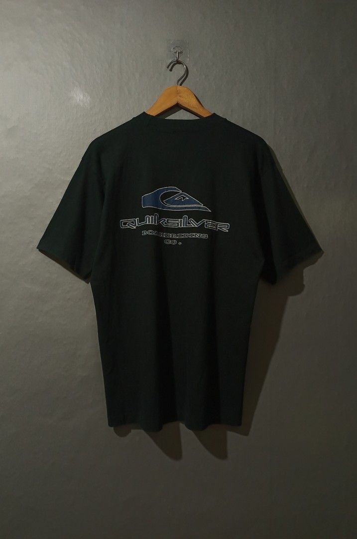 Vintage Quiksilver Surfboard Co Tee (Category: Tshirts & Polo Shirts ) located in Libmanan. Submitted by dionela21 (Listing ID 1409636537, Image 2). Description: Vintage Quiksilver Tee 20.5" x 28.5" Medium Fittings Excellent Condition Beefy Neckline No Issue 🏷️1500 Location: CAMARINES SUR, LUZON 📌.