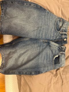 (Category: ) located in . Submitted by rubzs (Listing ID 1409767765, Image 1). Description: .