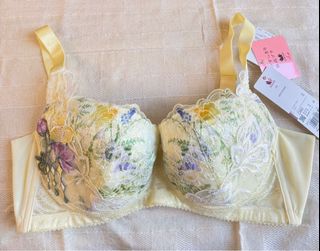 （分類：）位於 。 由 ccherriew 提交（商品編號 1409728672，圖片 1）。簡介： 。