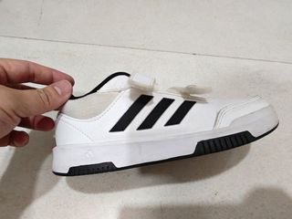 (Category: ) located in . Submitted by roychua12345 (Listing ID 1409842149, Image 1). Description: .