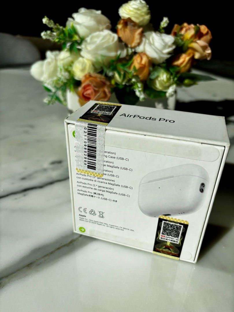 新品、未開封　Air pods pro 新品未開封品】APPLE AirPods Pro 第2世代 ワイヤレスイヤホンをお