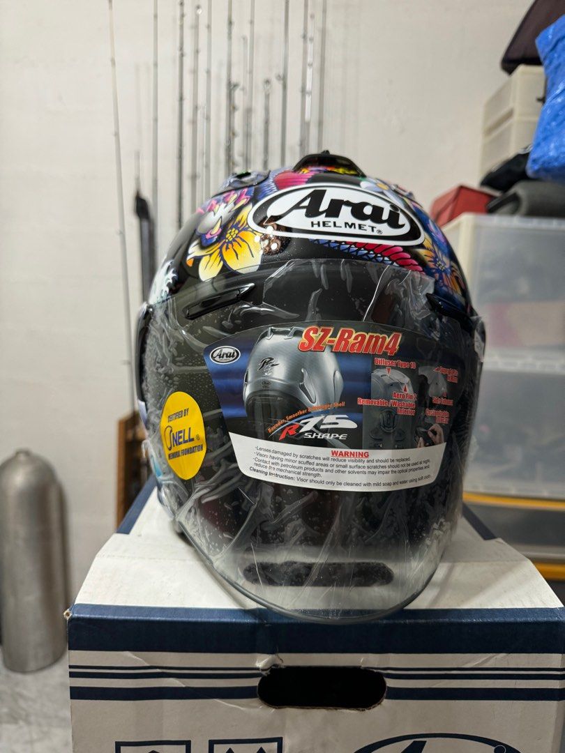Arai Ram4 Helmet (Category: Motorcycle Apparel) located in Singapore. Submitted by mightyong1969 (Listing ID 1409808237, Image 3). Description: .