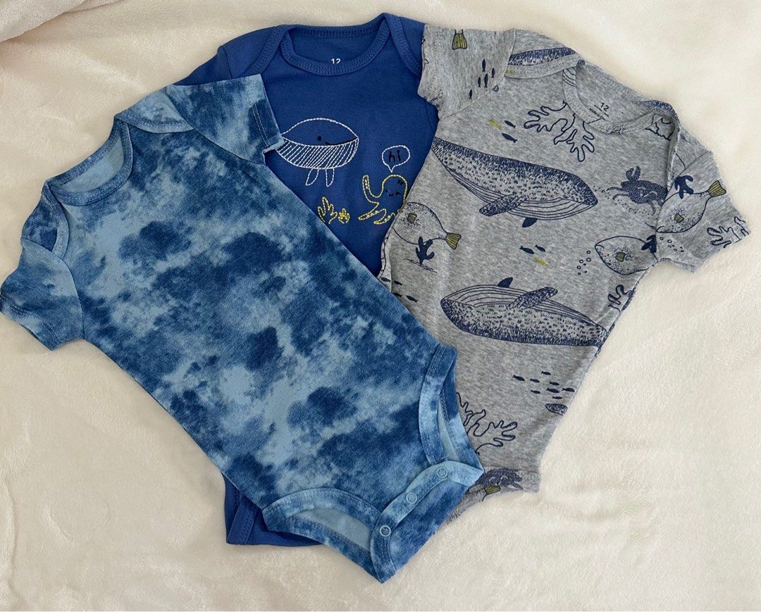 Baby Boy Short-Sleeve Bodysuits 3 pcs (Category: Babies & Kids Fashion) located in Santa Rosa. Submitted by inasantos (Listing ID 1409806820, Image 1). Description: Baby Boy Short-Sleeve Bodysuits 3 pcs 12m New/No tag.