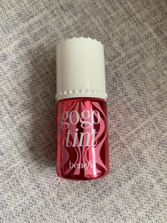 (Category: ) located in . Submitted by buysellcloset (Listing ID 1409873705, Image 1). Description: .