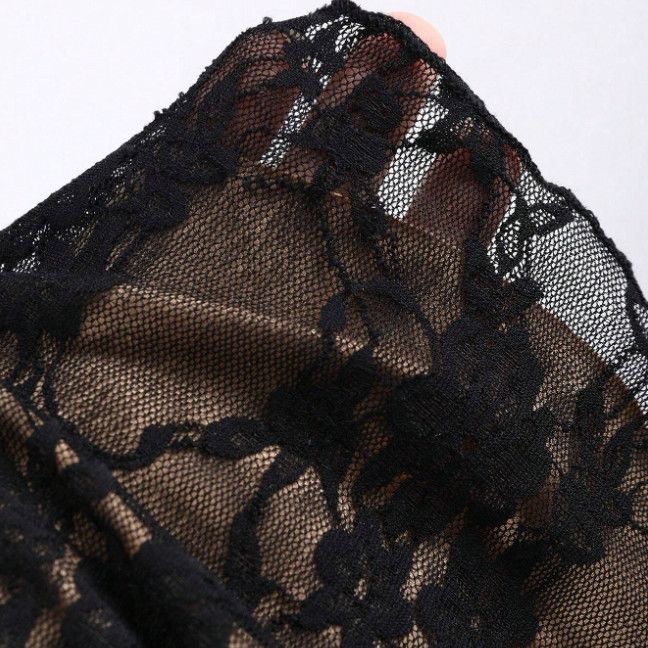 💝Black Lace Top （分類：T-shirt）位於 Hong Kong。 由 moderngenerationhk 提交（商品編號 1409947160，圖片 3）。簡介： Many Sizes are available 。