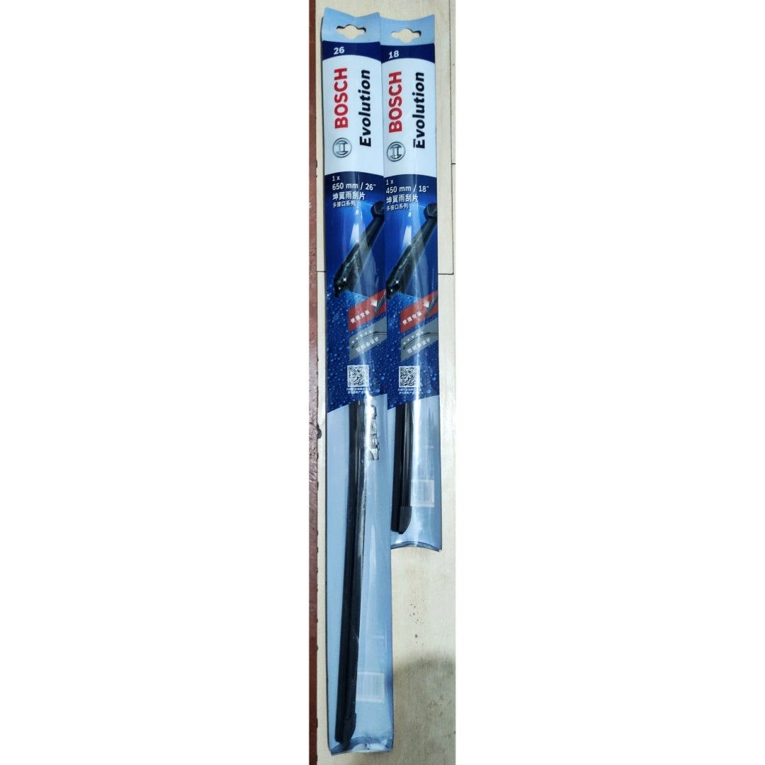 Bosch Evolution Wiper Blade 26" / 18" Set (Category: Body Parts and Accessories) located in Caloocan City. Submitted by happystar.e0dc1b (Listing ID 1409885282, Image 1). Description: For lalamove pick up only.