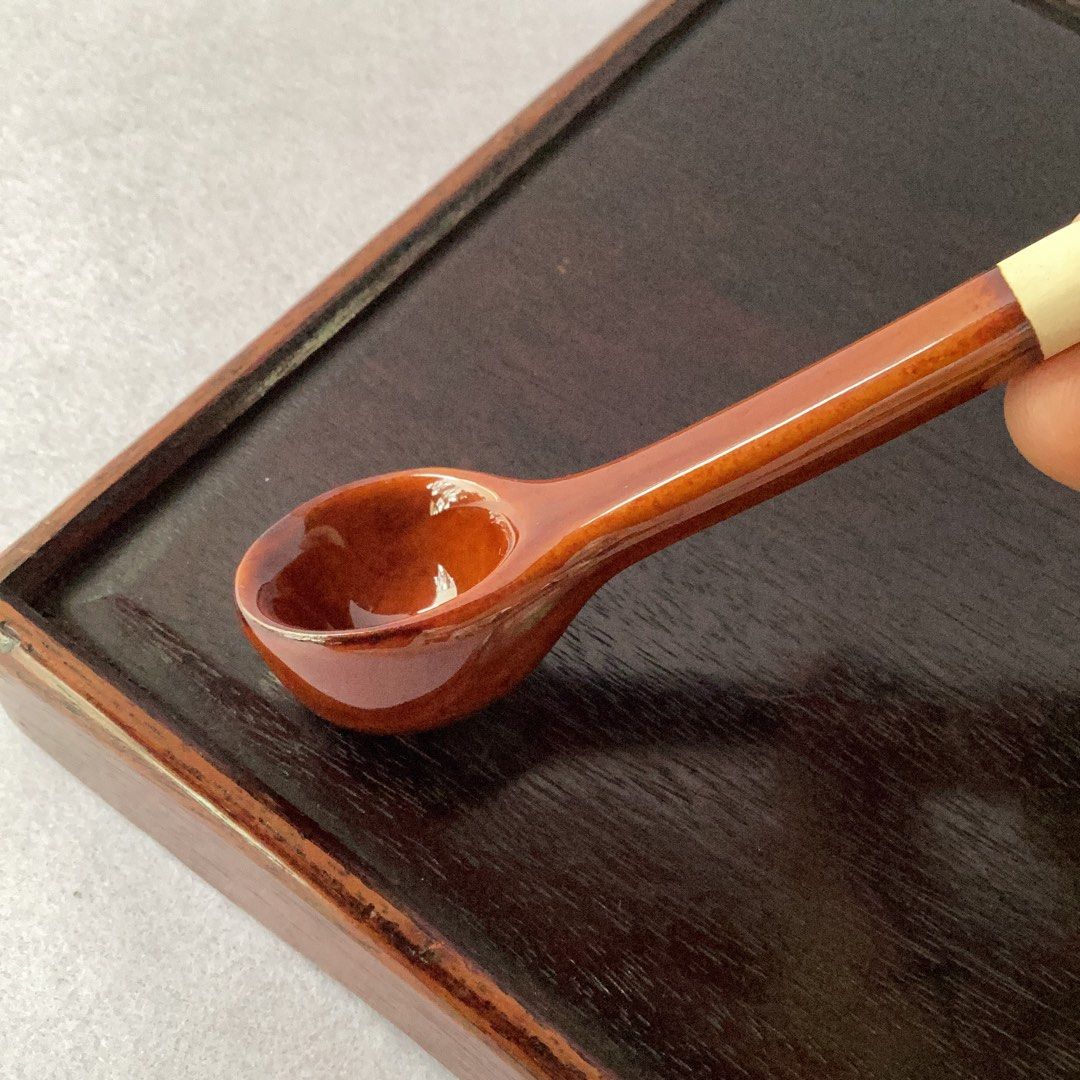 Brown Short Teaspoon/ Scoop (Category: Dinnerware & Cutlery) located in Davao. Submitted by atbpshop192593 (Listing ID 1409940076, Image 1). Description: Php120 Brown Short Teaspoon/ Scoop L: 3.5 inches Please REVIEW PHOTOS First to pay.