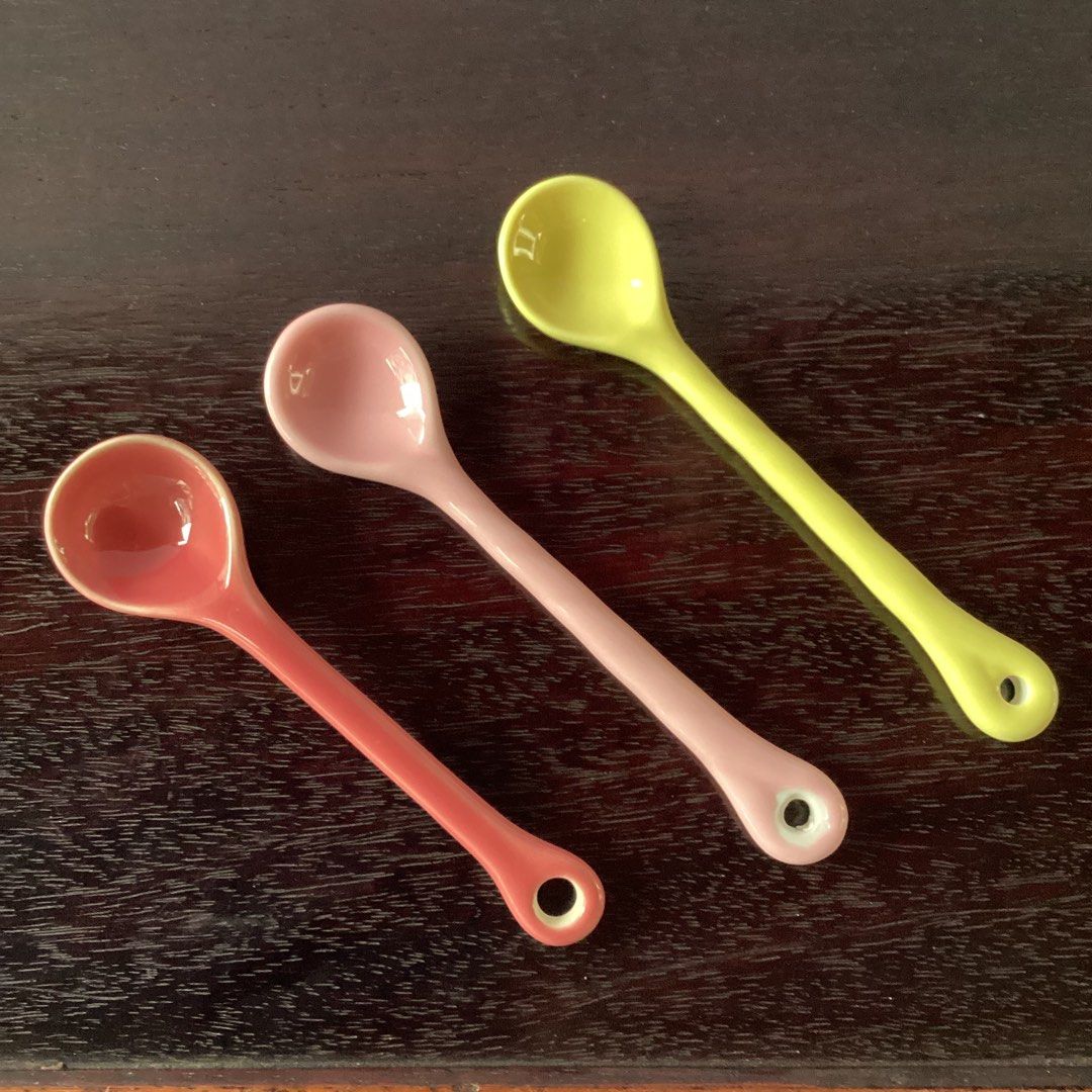 Ceramic Teaspoons (Category: Coffee & Tea Tableware) located in Davao. Submitted by atbpshop192593 (Listing ID 1409941165, Image 2). Description: Php65 Please msg, “Mine + Color” Red, Yellow & Pink L: 4.5 inches Red L: 4 inches Please REVIEW PHOTOS First to pay.