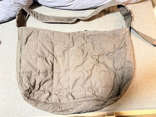 （分類：）位於 。 由 ccccboyy 提交（商品編號 1409954109，圖片 1）。簡介： 。
