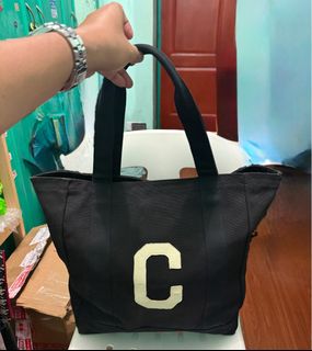 (Category: ) located in . Submitted by okaypreloved (Listing ID 1409984538, Image 1). Description: .