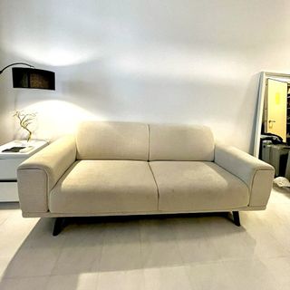 (Category: ) located in . Submitted by mikaa90 (Listing ID 1409854833, Image 1). Description: .