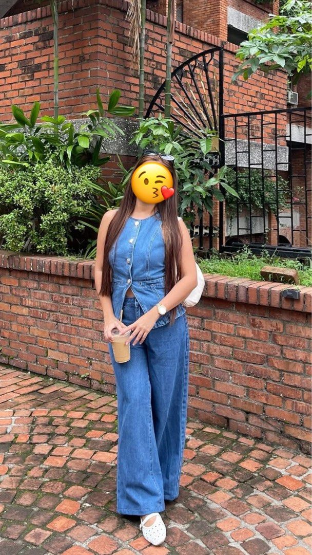 Denim Coords (Category: Sets or Coordinates) located in Guagua. Submitted by imjustagirl_x (Listing ID 1409808512, Image 1). Description: - Denim set includes a sleeveless top and wide-leg pants. - Top features a halter neckline and button details. - Pants have a high waist. - Made from denim fabric. - Ideal for casual wear or a night out. - Offers a chic and stylish look. - Used once Bust size: XS / 34 Waist: 26-27.