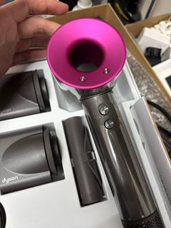 （分類：）位於 。 由 dyson2handstore 提交（商品編號 1409902200，圖片 1）。簡介： 。