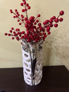 (Category: ) located in . Submitted by emilyn172 (Listing ID 1409902121, Image 1). Description: .