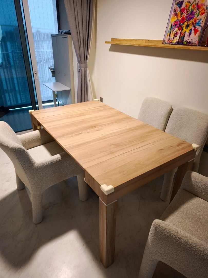 Extendable Wooden Dining Table and Bench