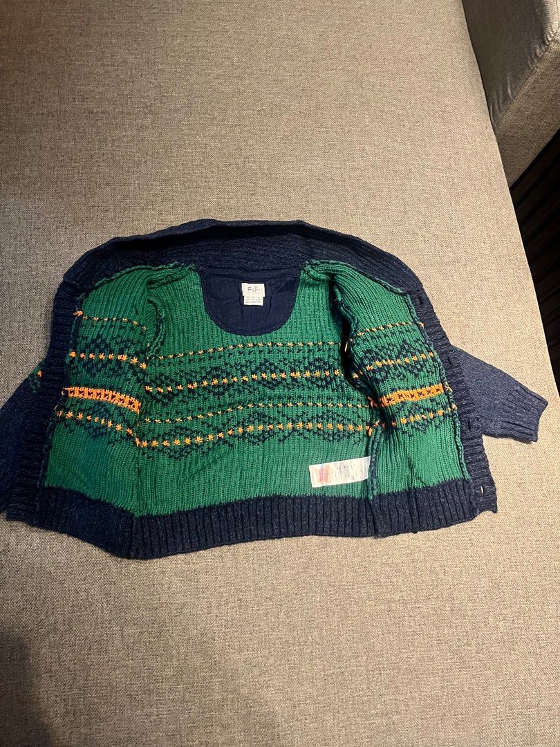 F&F Kids Sweater 3T (Category: Babies & Kids Fashion) located in Manila. Submitted by caloialejandro (Listing ID 1409867144, Image 2). Description: In good condition. Worn once.