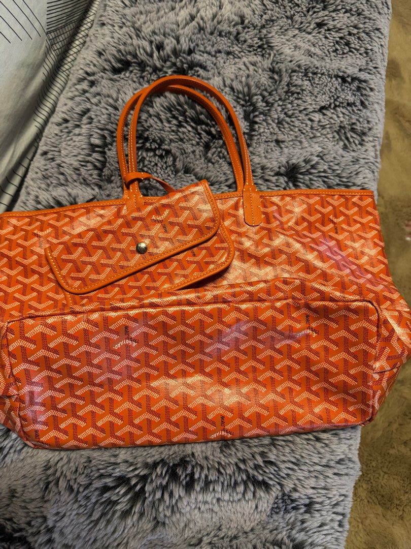 Goyard st louis tote (Category: Luxury Bags & Wallets) located in Bulacan. Submitted by pinkfitchiq (Listing ID 1409844412, Image 1). Description: Brand new condition With dustbag STEAL STEAL STEAL.