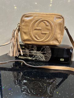(Category: ) located in . Submitted by vintagefashionwear (Listing ID 1409808286, Image 1). Description: .