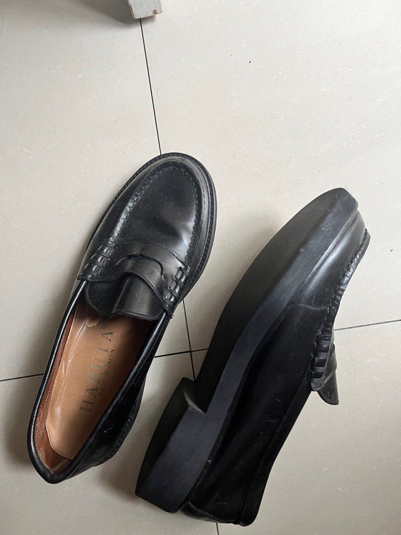 Haruta Made in Japan Loafers (Category: Loafers) located in Quezon City. Submitted by thirdy1 (Listing ID 1409815922, Image 2). Description: - Haruta penny loafers - Made in Japan - Black leather upper - Shows some wear on soles - Approximate size: US Men's 6.5 / Women's 8-8.5 - Haruta branding on insole.