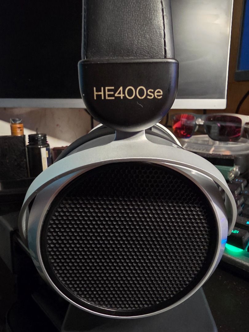 HIFIMAN HE400se Headphones (Category: Headphones & Headsets) located in Imus. Submitted by gadgetphoenix (Listing ID 1409886312, Image 3). Description: HIFIMAN HE400SE V2 STEALTH MAGNETS THIS WAS USED INDOORS ONLY. SELLING PRICE: 4499 PHP The Planar Magnetic Standard Stealth Magnet Technology: Designed to reduce wave diffraction turbulence, resulting in lower distortion and a purer, more accurate soundstage. Open-Back Design: Offers a spacious, "