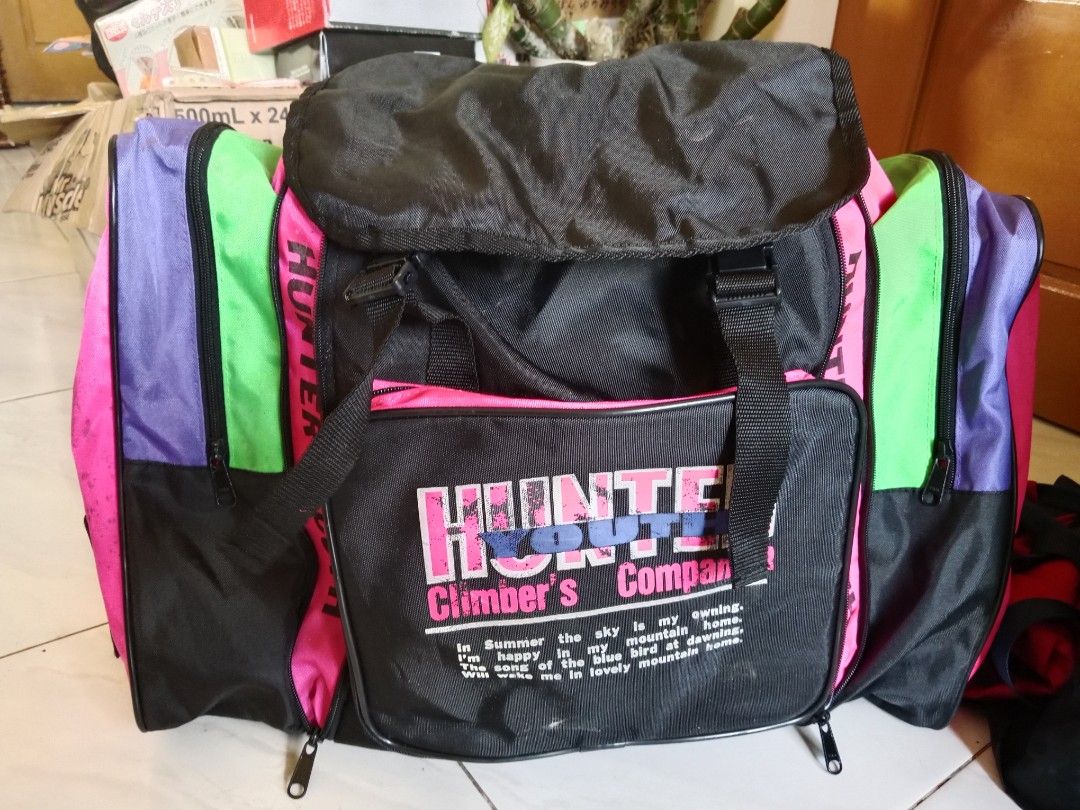 Hunter Youth Big Backpack (Category: Backpacks) located in Polangui. Submitted by cornerbags_shoes (Listing ID 1409935640, Image 1). Description: -with signs of usage -with dirt/stain/etc pls check the pics carefully. -expandable -perfect for those who need big bags for travelling/camping/evacuating . ang laki po nyan.