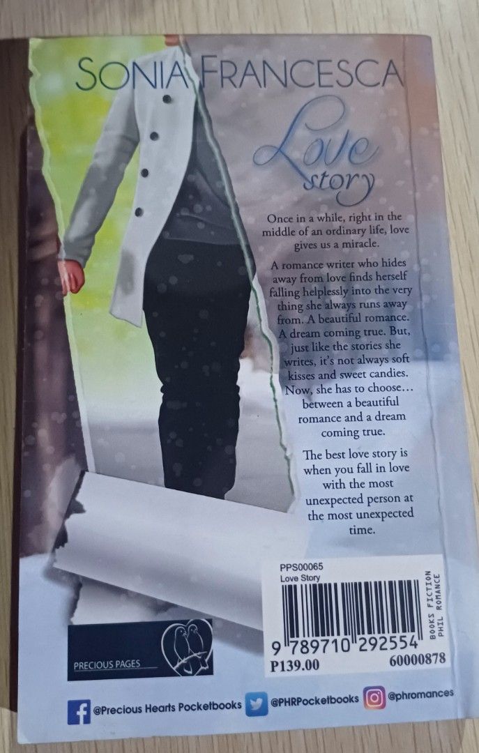 Love Story by Sonia Francesca (Category: Luxury Bags & Wallets) located in Imus. Submitted by lime0511 (Listing ID 1409994195, Image 2). Description: pre loved pocketbook in good condition.