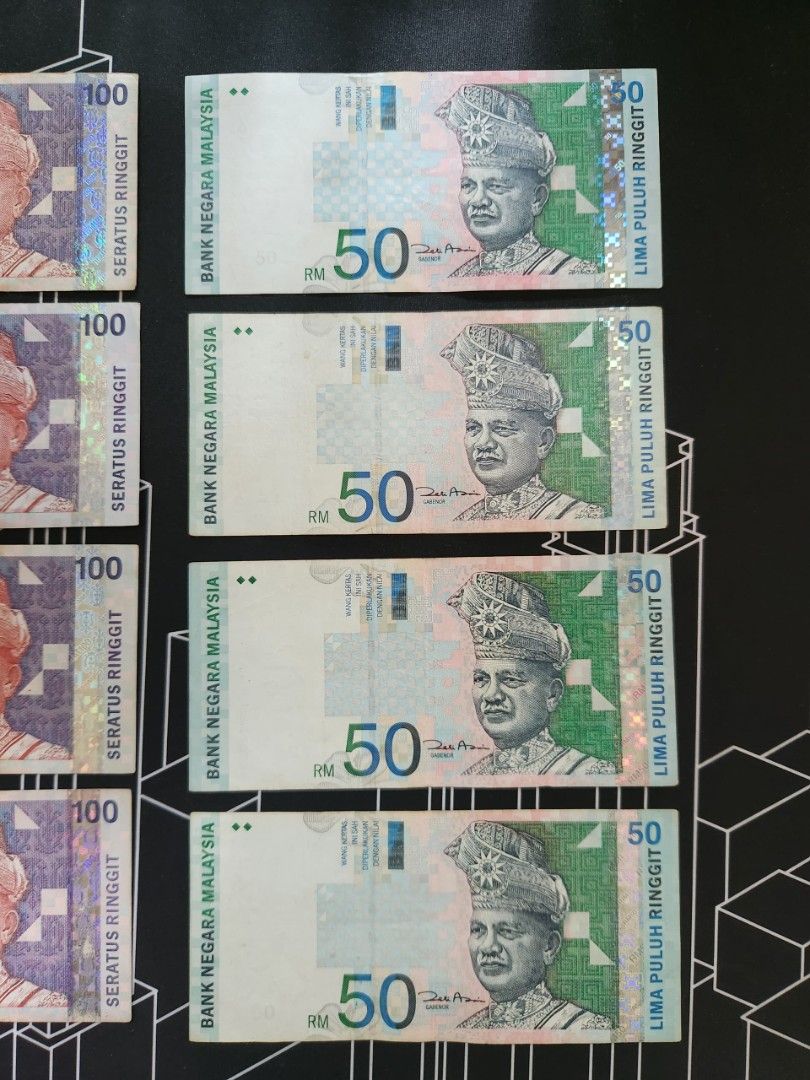 Malaysian Ringgit Note - Boleh Offer (Category: Currency) located in Kuala Lumpur. Submitted by sa.flr2827 (Listing ID 1409867613, Image 3). Description: RM5 - 1 pc RM10 - 4 pcs RM50 - 5 pcs RM100 - 4 pcs Total RM offer. Thank you.