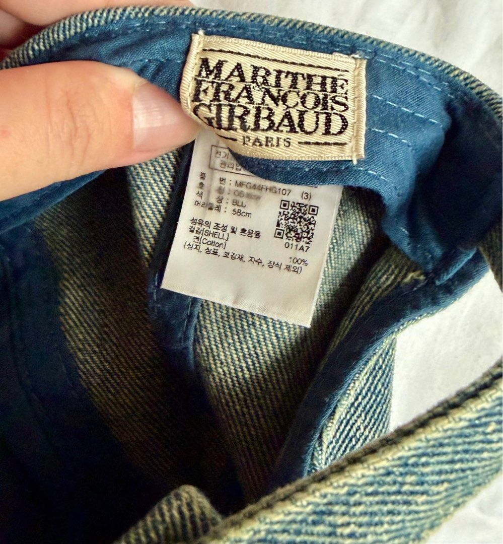 Marithe Cap (Category: Caps & Hats) located in Singapore. Submitted by beautiful_things (Listing ID 1409830320, Image 2). Description: .