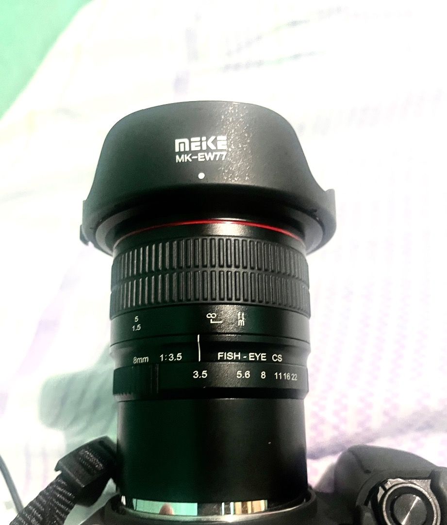 Meike Fish-Eye Lens MK-EW77 w/BOX (Category: Cameras) located in Caloocan City. Submitted by alexanderb69515 (Listing ID 1409953846, Image 1). Description: Selling my Sony E-mount APS-C lenses, both in excellent / like-new condition. Carefully used and always stored properly. 🔹 Lenses included: • Meike 8mm f/3.5 Fisheye Lens (₱8,500) • Neewer 35mm f/1.2 (Manual Focus) (₱3,999 nego) • Bundle for ₱10,000 ✔️ No scratches ✔️ No fungus / haze ✔️ Clea