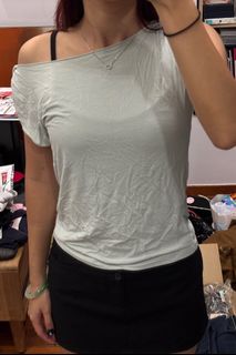 (Category: ) located in . Submitted by k4yatoast (Listing ID 1409931114, Image 1). Description: .