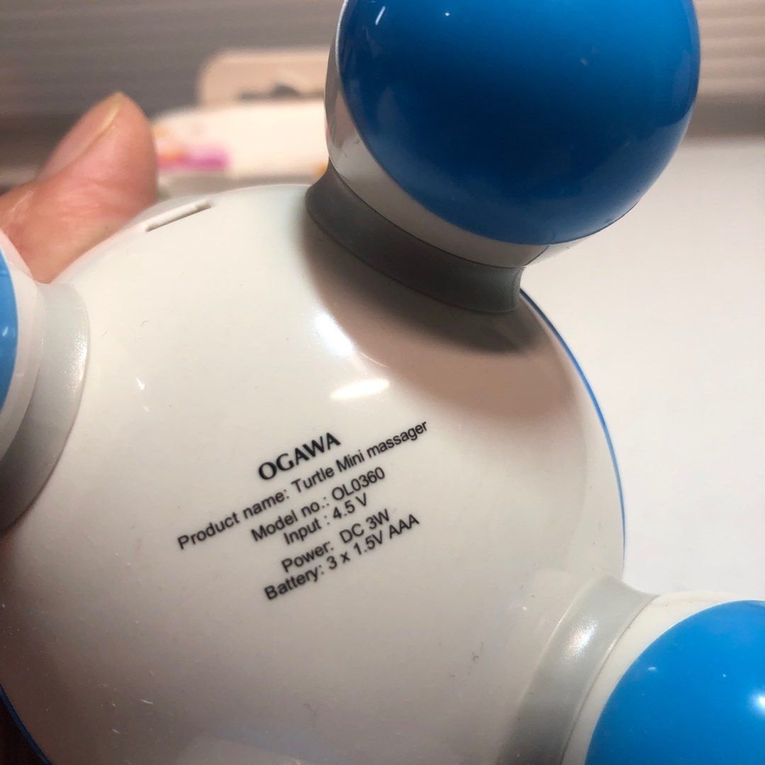 Ogawa Turtle Mini Massager OL0360 (Category: Massage Devices) located in Manila. Submitted by all.dressed.up (Listing ID 1409860447, Image 2). Description: Ogawa Turtle Mini Massager Brand new Model OL0360 Battery-operated massager Requires 3 x 1.5V AAA batteries (not included) Dimensions: 95x93x85mm Weight: 0.175KG Comes with original box and manual Worn out packaging 1,000.