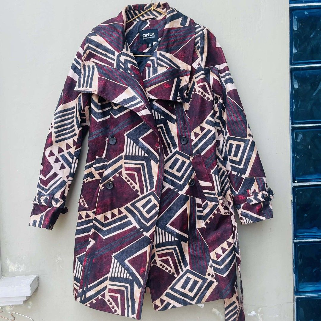 ONLY Geometric Print Coat (Category: Coats, Jackets and Outerwear) located in Bulacan. Submitted by fenph2021 (Listing ID 1409995048, Image 1). Description: - ONLY coat - Unique geometric print - Colors: Burgundy, navy, beige - Double-breasted #aztec #trenchcoat s-m last price posted like new - Long sleeves - Classic collar - Adds a statement to your outfit add 54 SF.