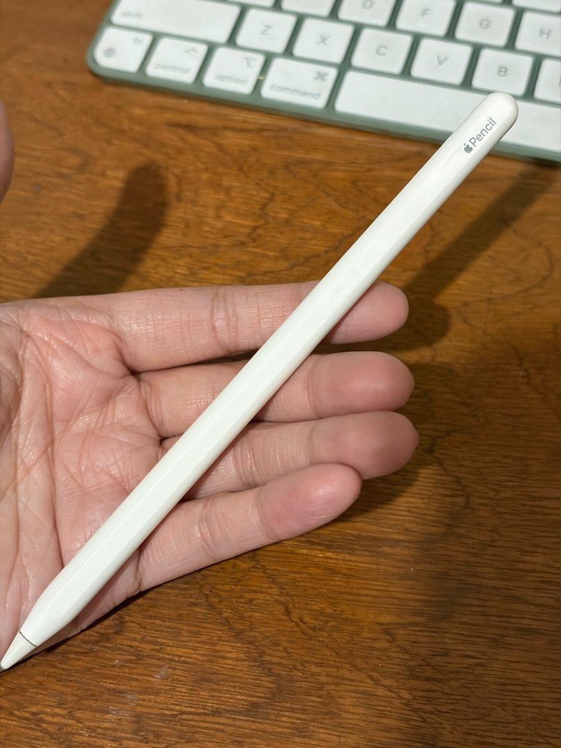 Original Apple Pencil 2 / 2nd generation FIXED PRICE (Category: Other Mobile & Gadget Accessories) located in Manila. Submitted by razelysonn (Listing ID 1409969995, Image 3). Description: FIXED PRICE STILL LIKE NEW All features is perfectly working Location: Binondo manila .