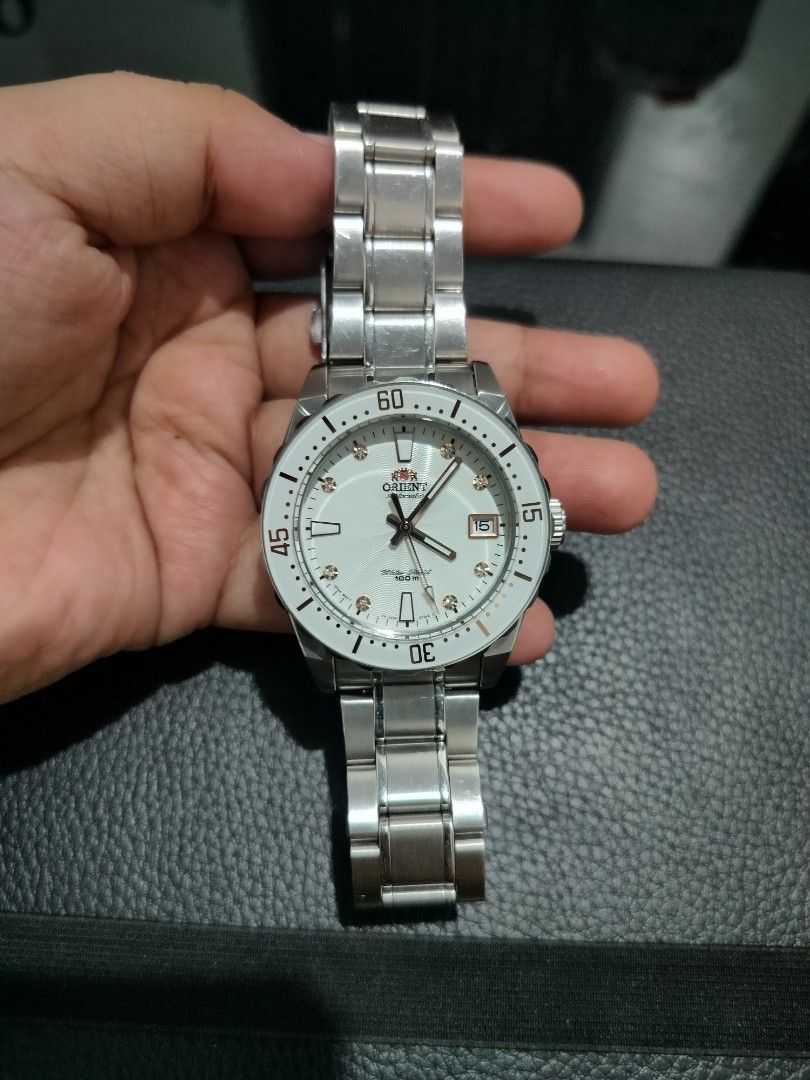 ORIGINAL ORIENT AUTOMATIC WOMEN’S WATCH (Category: Luxury Watches) located in Marikina City. Submitted by lyraandaya (Listing ID 1409896725, Image 2). Description: Model: FAC0A002W0 Condition: Good as new / very minimal signs of use Movement: Automatic (no battery needed) Water Resistance: 100m Material: Stainless Steel Function: Date display Original bracelet & clasp ✔️ Smooth running ✔️ Well-kept, very presentable ✔️ Perfect for daily wear or g