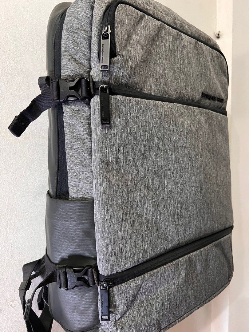 Samsonite RED Backpack (Category: Backpacks) located in Manila. Submitted by almiradianneandres (Listing ID 1409881060, Image 3). Description: Samsonite RED Caritani Backpack for sale.