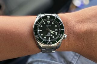 (Category: ) located in . Submitted by azhar8508 (Listing ID 1409807885, Image 1). Description: .