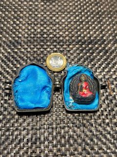 (Category: ) located in . Submitted by antique_world (Listing ID 1409987317, Image 1). Description: .