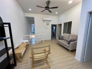 (Category: ) located in . Submitted by douglasswong (Listing ID 1409963258, Image 1). Description: .