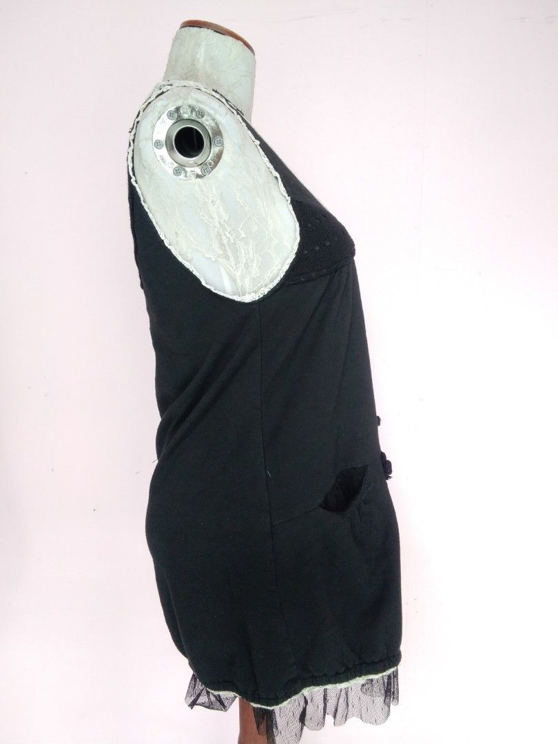 22. Vector | Lace-trimmed Slip Dress (Category: Dresses) located in Quezon City. Submitted by road20boutique (Listing ID 1409918987, Image 3). Description: Vector - lace-trimmed slip dress Texture: soft stretchy knit fabric with crotchet lace trim • 100% cotton Size: medium Measurement laid flat • Shoulder to shoulder aprox.: 12 inches • Armpit to armpit aprox.: 16 inches • Length aprox.: 29 inches Conditions • Still in pristine condition • Like 