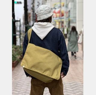 （分類：）位於 。 由 new_visvim_bebe 提交（商品編號 1409910256，圖片 1）。簡介： 。