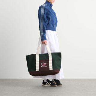 （分類：）位於 。 由 quietstorm69 提交（商品編號 1410106086，圖片 1）。簡介： 。